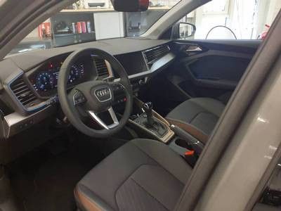 A1 Sportback 30 TFSI S-LINE  +LED+NAVI+VC+SONOS+