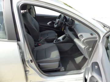 Toyota Yaris - 6