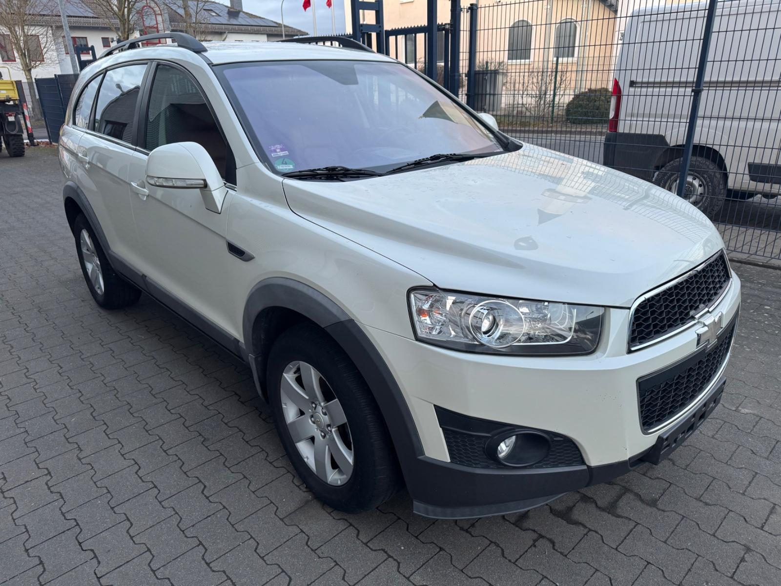 Chevrolet Captiva 2.2 D LT+ 7-Sitzplätze 4x4