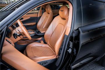 صورة مصغرة 31 لـ 2021 Aston Martin DBX