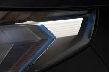 BMW X2 sDrive18d M Sport DriveProf H&K HUD 360° 19"
