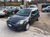 Ford Fiesta 1.4 16V 5p. Ghia - Ford Fiesta aus 2008: Ghia