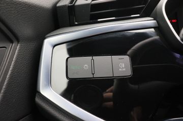 Fahrzeugabbildung Audi Q3 35 TFSI S line AHK Navi Virtual