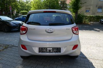 Fahrzeugabbildung Hyundai i10 Style #32 TKM #Einparkhilfe hinten