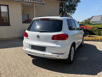 Volkswagen Tiguan - 5