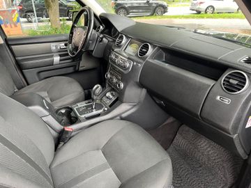 Land-Rover Discovery - 12