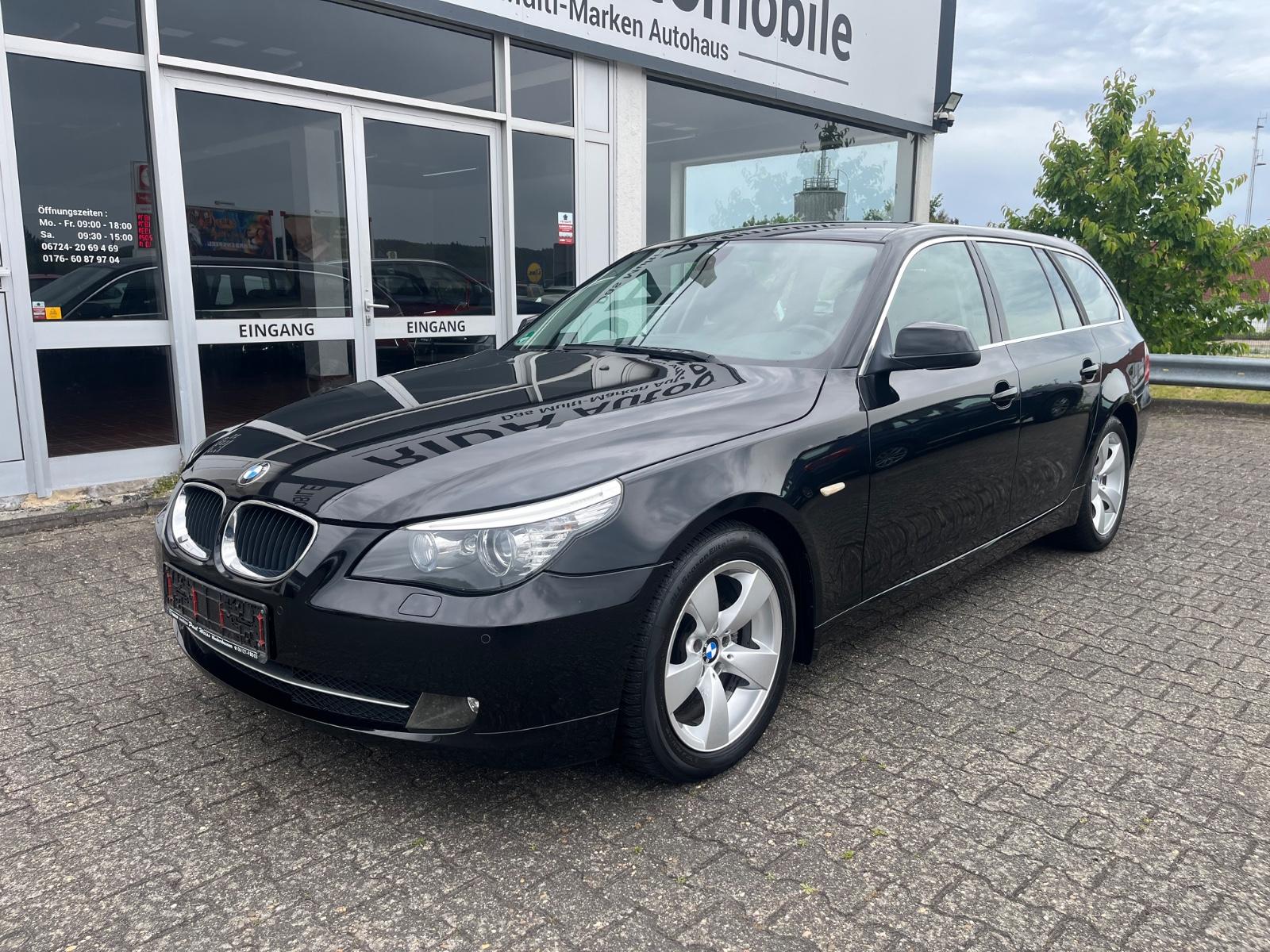 BMW 520i Touring*Aut*Xenon*Teilleder