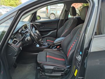 BMW 216 - 9