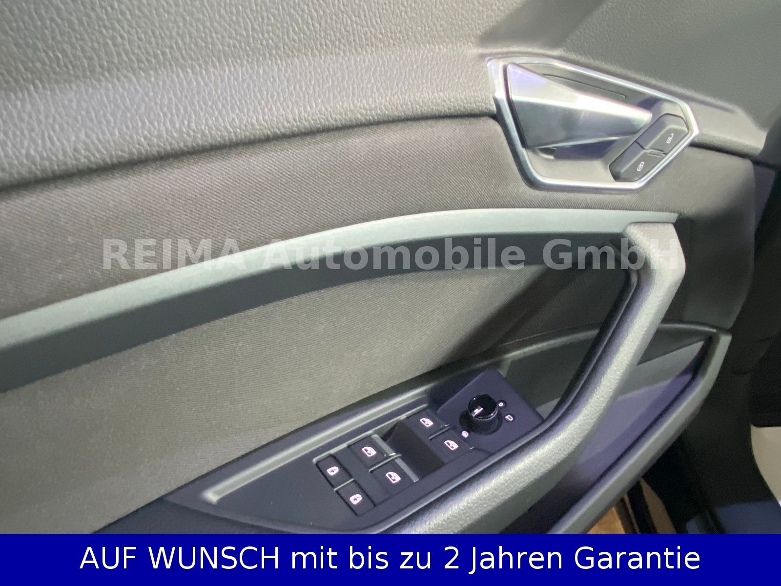 Fahrzeugabbildung Audi e-tron 55 quattro  Edition, Navi, AHK, 1.Hand