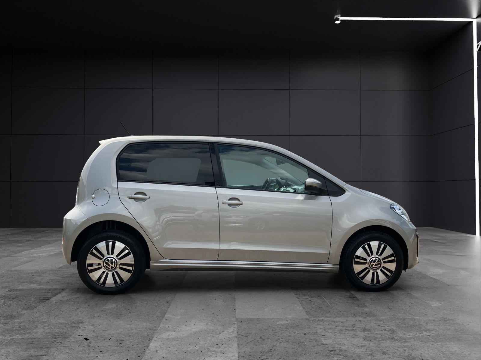 Fahrzeugabbildung Volkswagen e-up! Style Plus SHZ DAB+ Ambiente Klima