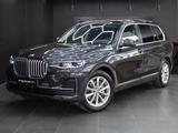 BMW X7 xDrive 40i - BMW X7 mit Hybrid-Antrieb