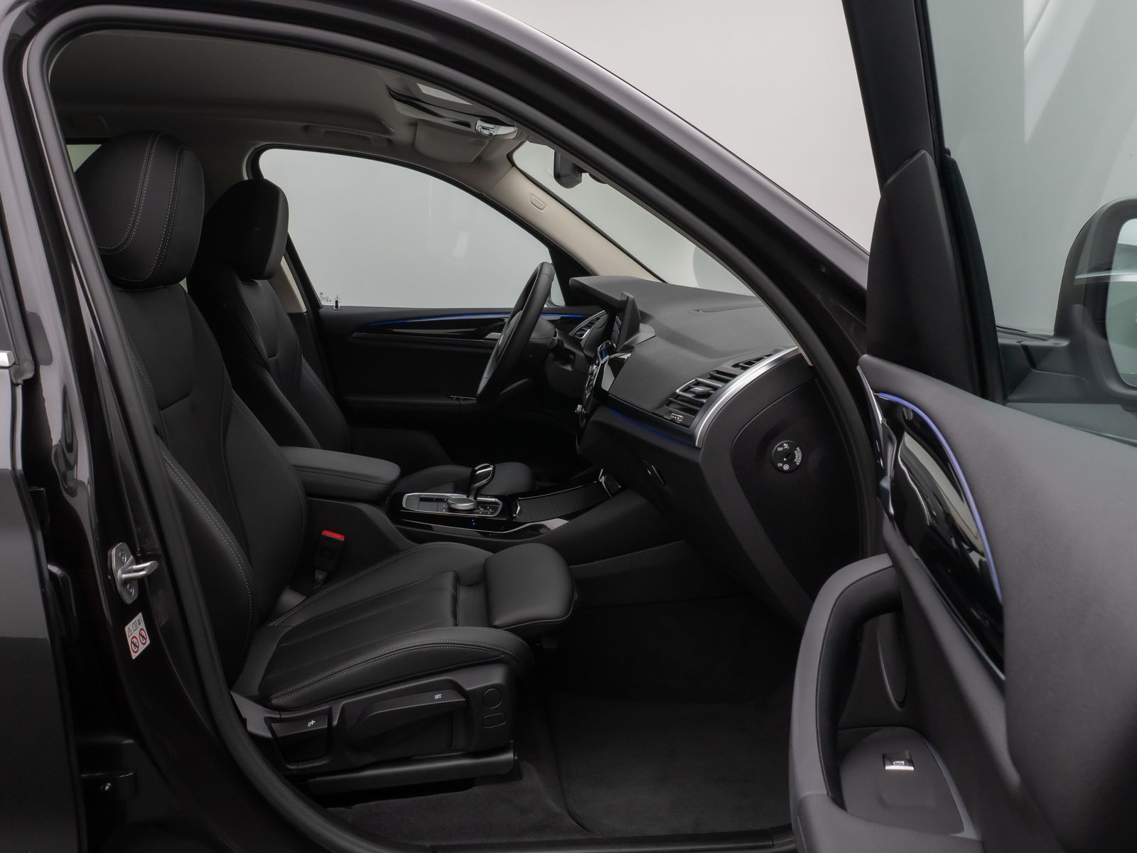 Fahrzeugabbildung BMW X3 xD20i 360° DAB Leder WLAN LED Sport 18Zoll