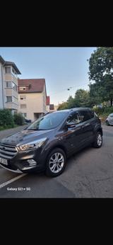 Ford Kuga 2.0 Euro6 -1.HAND-Scheckheftgepf... - Ford Kuga mit Diesel-Antrieb: 1.6