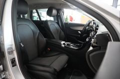 Fahrzeugabbildung Mercedes-Benz C 220 T AVANTGARDE 9G-TONIC NAVI/LED/KAMERA/DAB+