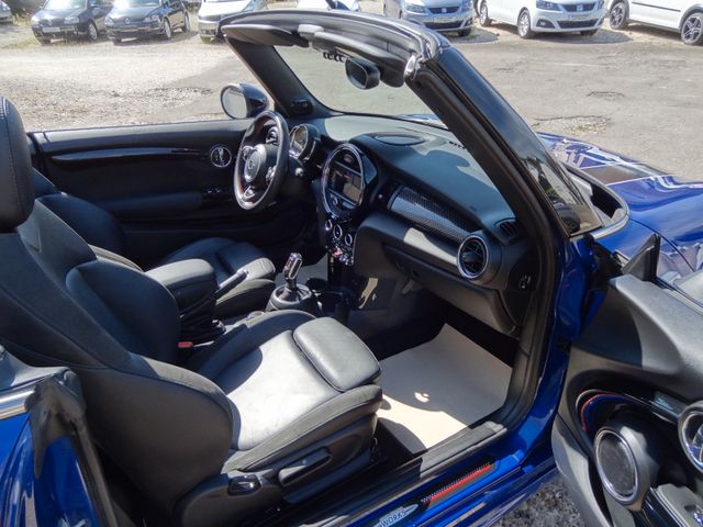 Fahrzeugabbildung MINI Cabrio Cooper S JWC/2.Hd/Leder/Kam/Navi/
