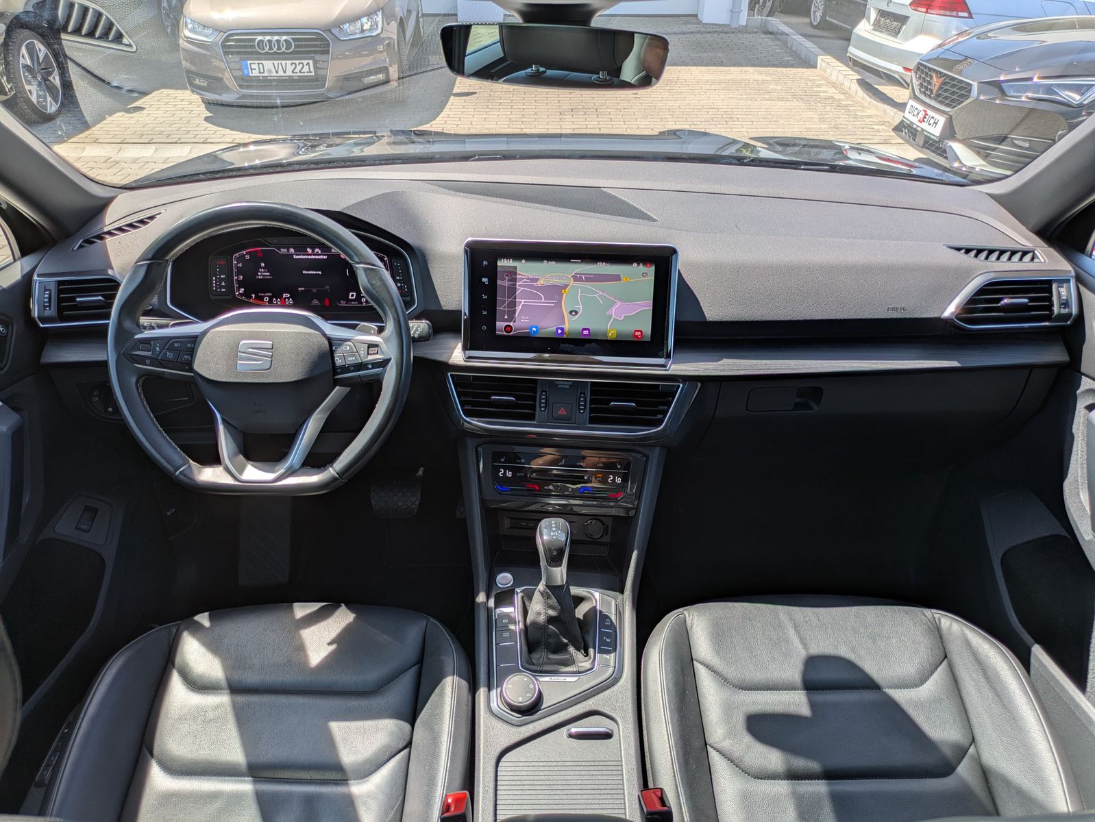 Fahrzeugabbildung SEAT Tarraco 2.0TDI Xcellence 4D 7SITZE*AHK*STHZ*PANO