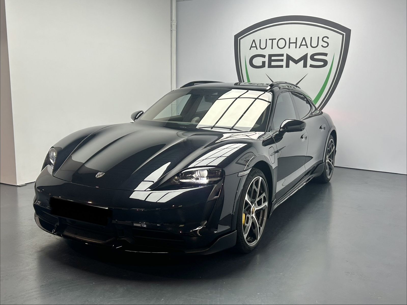 Porsche Taycan Turbo S HUD ACC Burmester Pano Navi LED  imagem 3