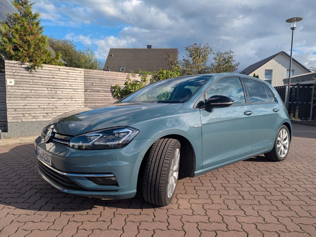 Image of Volkswagen Golf