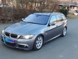BMW 330xd Touring - 300Ps - M-Paket - Top ... - BMW 330 aus 2009: 330xd