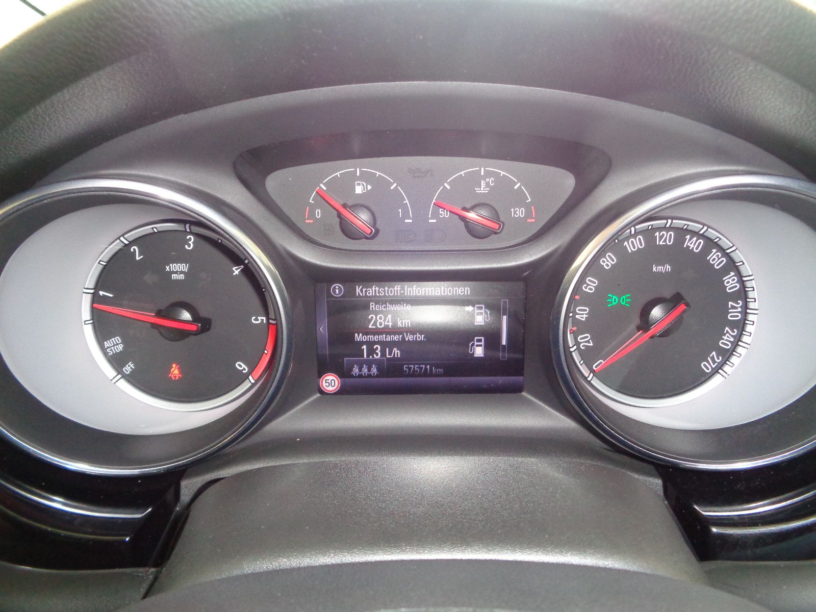 Fahrzeugabbildung Opel Astra 1.6 CDTI / LED / NAVI / SCHECKHEFT