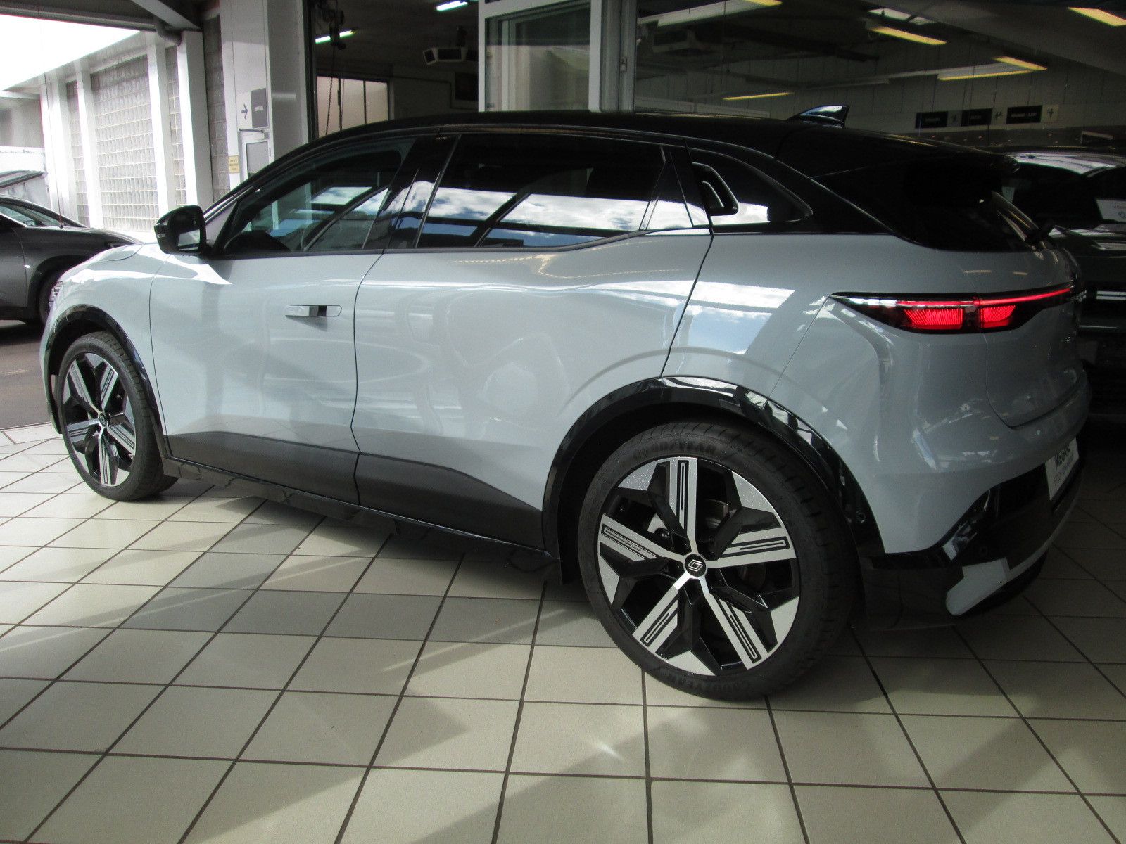 Renault Megane E-TECH Iconic EV60 220 *CCS*AHK*1.HAND* imagem 2