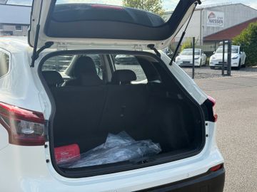 Nissan Qashqai - 10