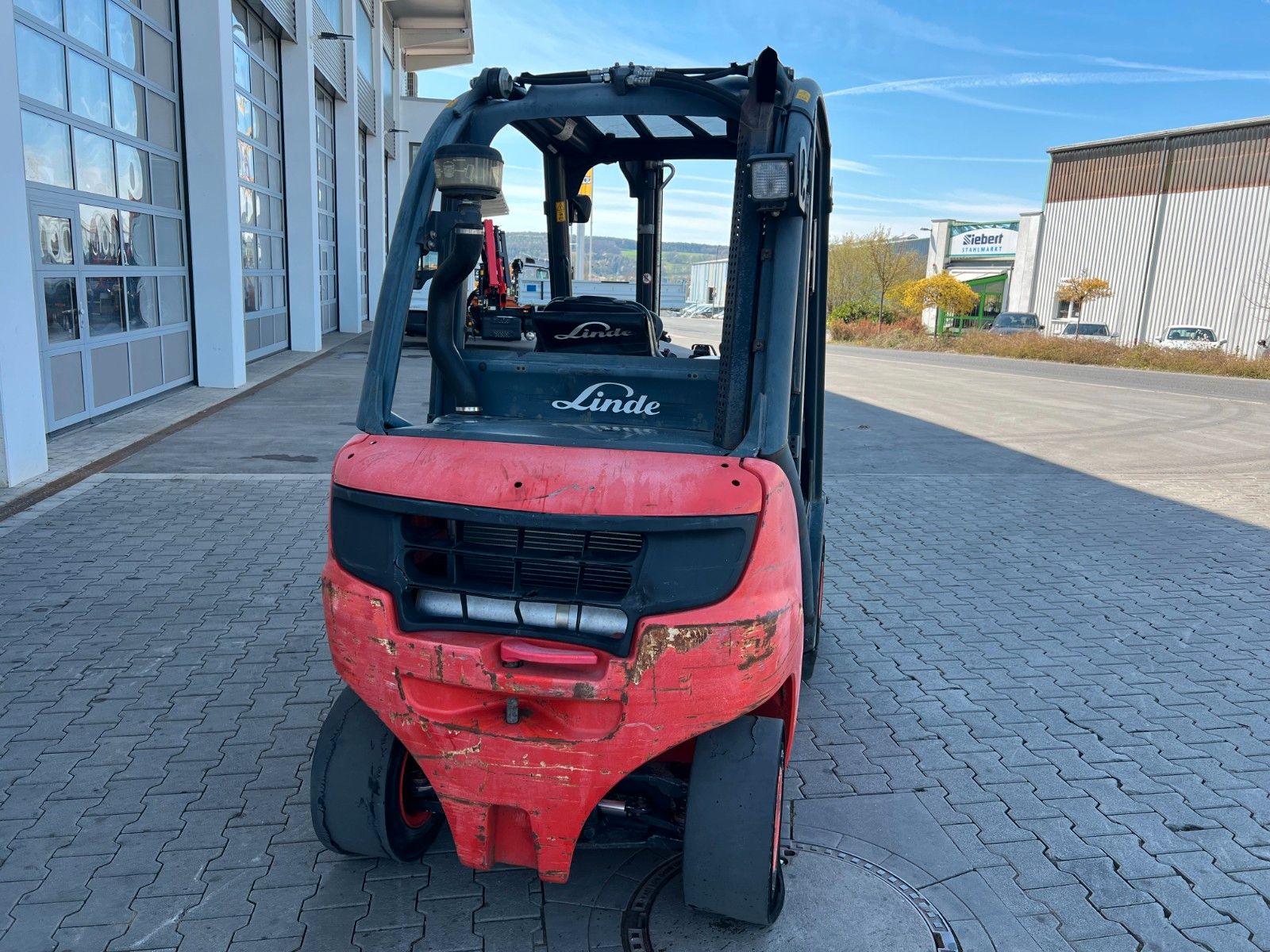Fahrzeugabbildung Linde H20D-02/600 / 3m / 5.145h / Diesel