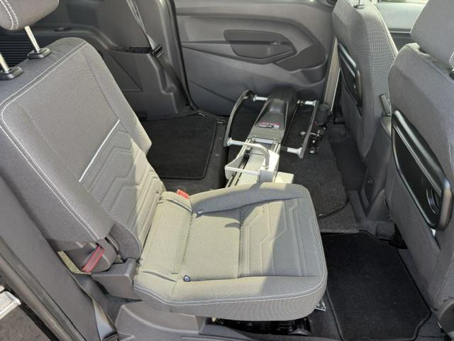 Ford Connect Titanium | Behinderten-Umbau
