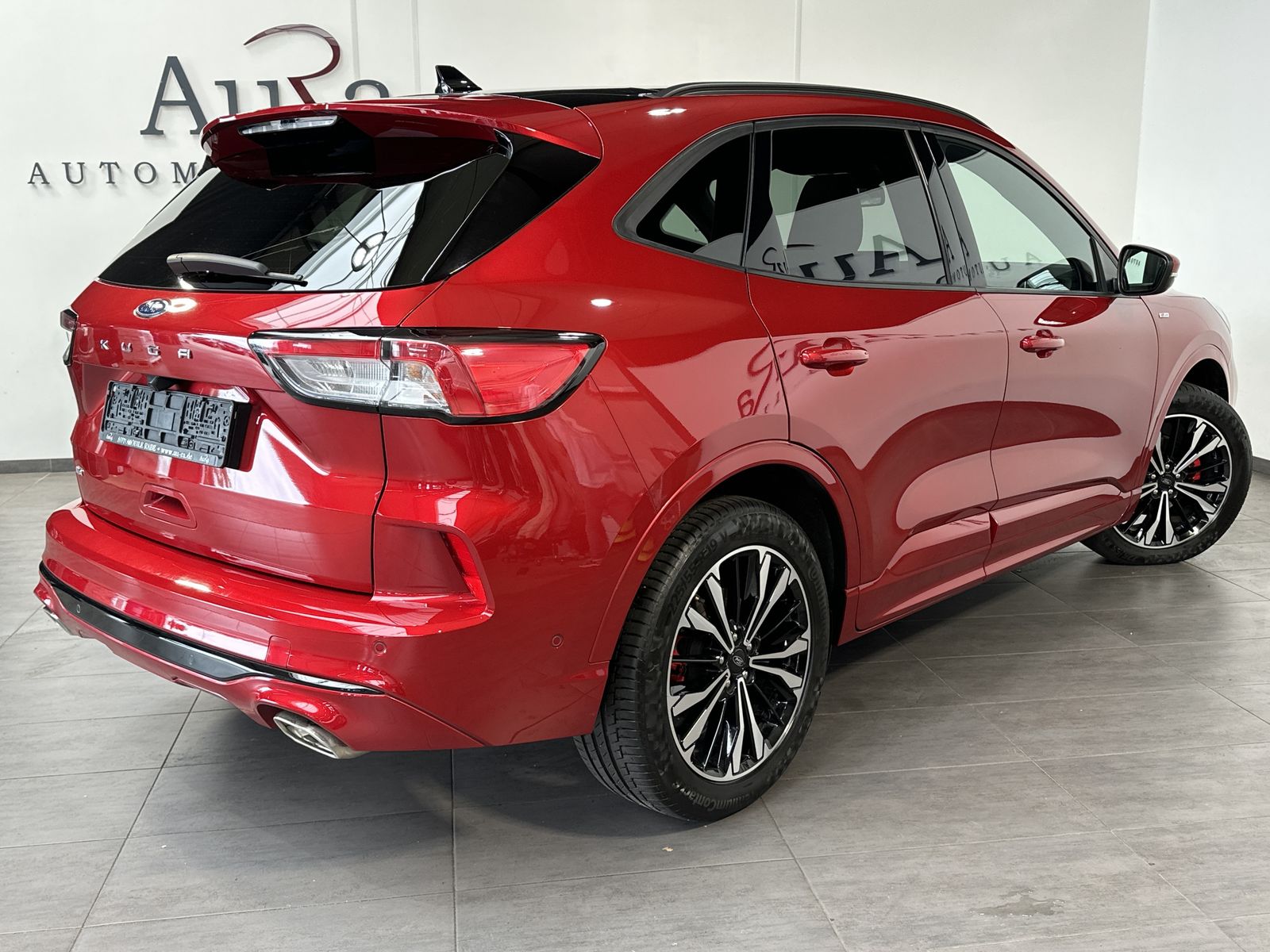 Fahrzeugabbildung Ford Kuga 2.0 EB 4x4 Aut. ST-Line X NAV+LED+PANO+B&O