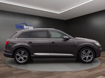 Audi Q7 - 10