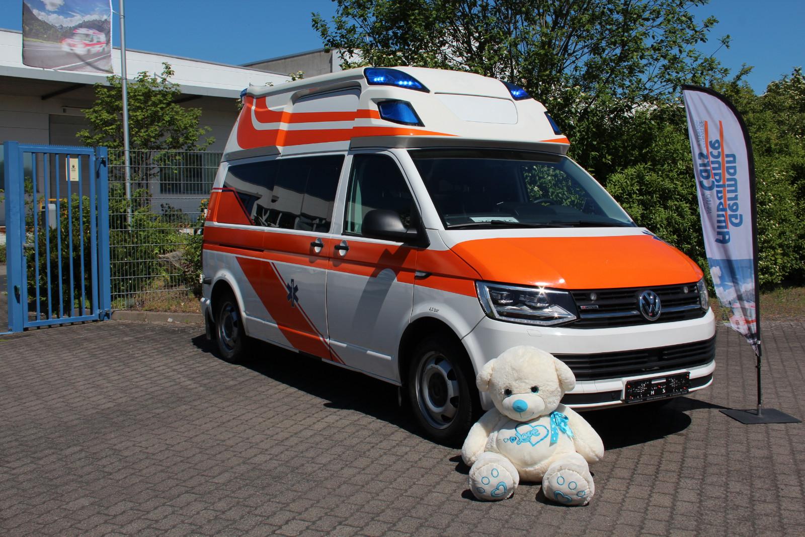 Volkswagen T6  KTW 4x4 Hornis Spaceline inkl. Trage & Stuhl
