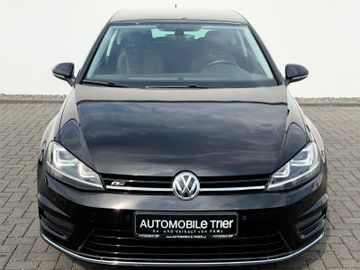 Volkswagen Golf - 2