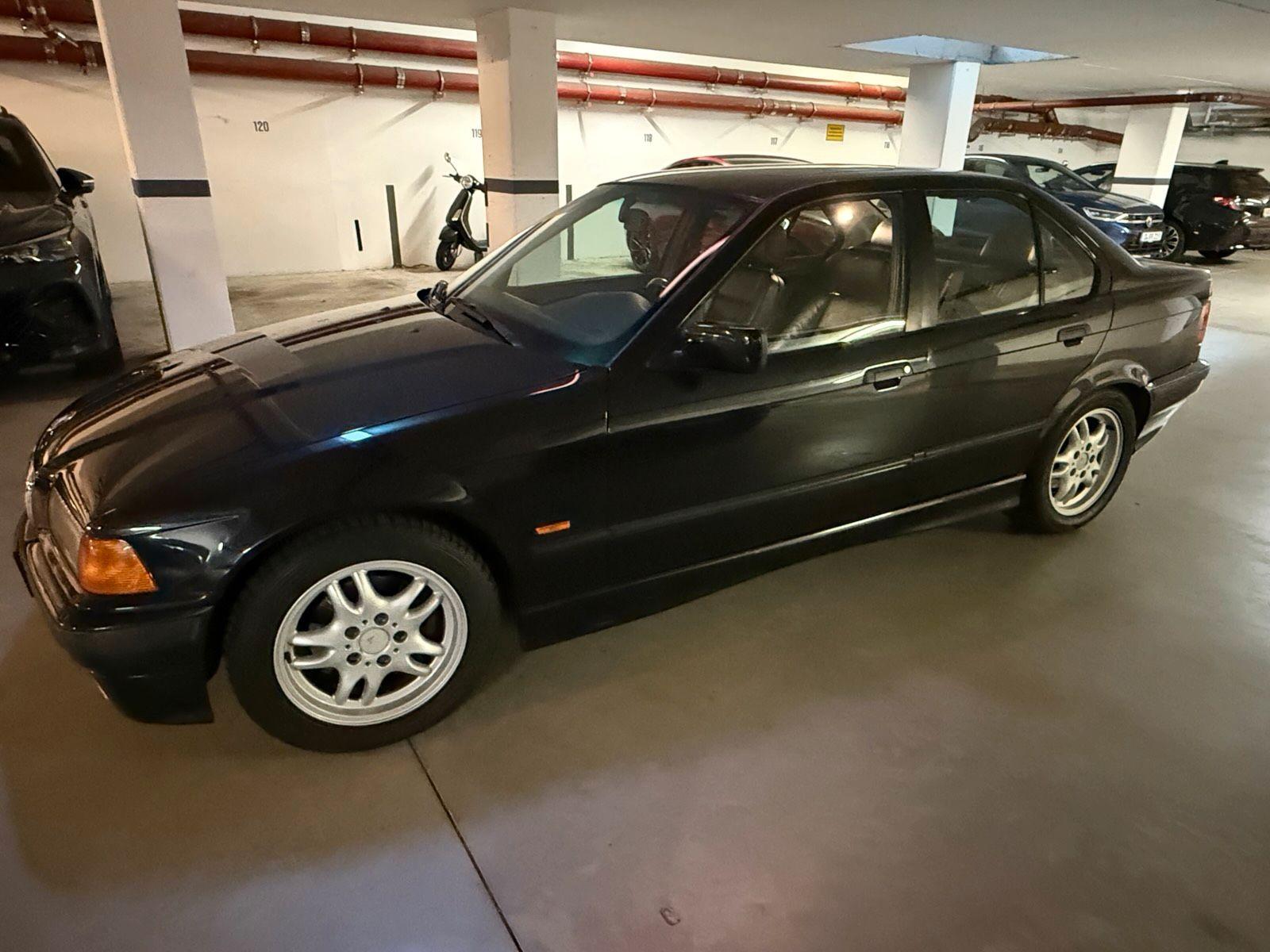 BMW 328