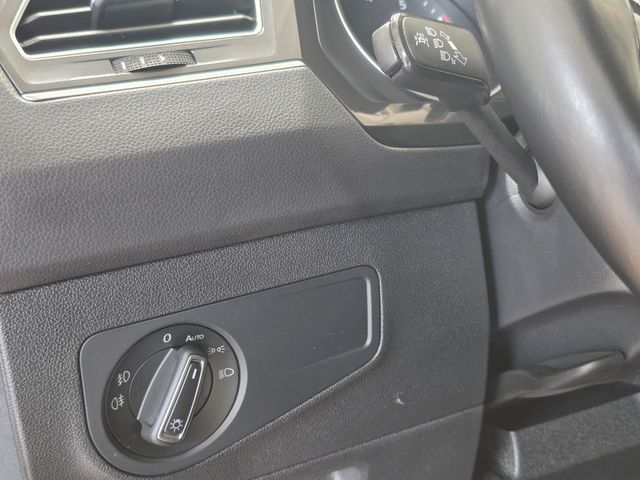 VW Tiguan — Foto 16