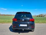 Volkswagen Tiguan 2.0 TDI BlueMotion R-Line + AHK - Volkswagen Tiguan: TDI Bluemotion