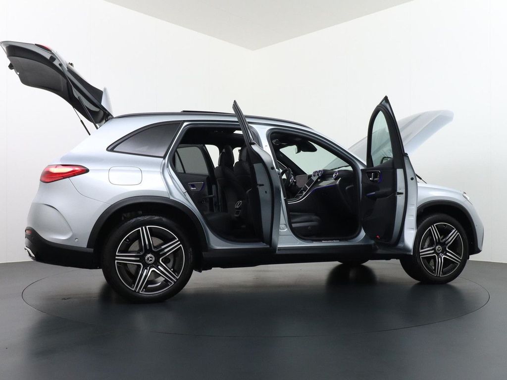 Mercedes-Benz GLC 300 300e 4MATIC AMG Line panorama dach