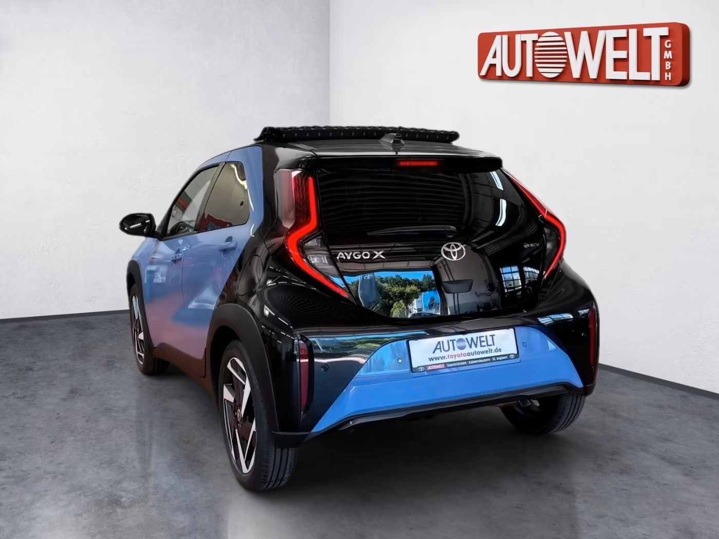 Fahrzeugabbildung Toyota Aygo X Hybrid Lounge Canvas-Premium-Faltdach JBL