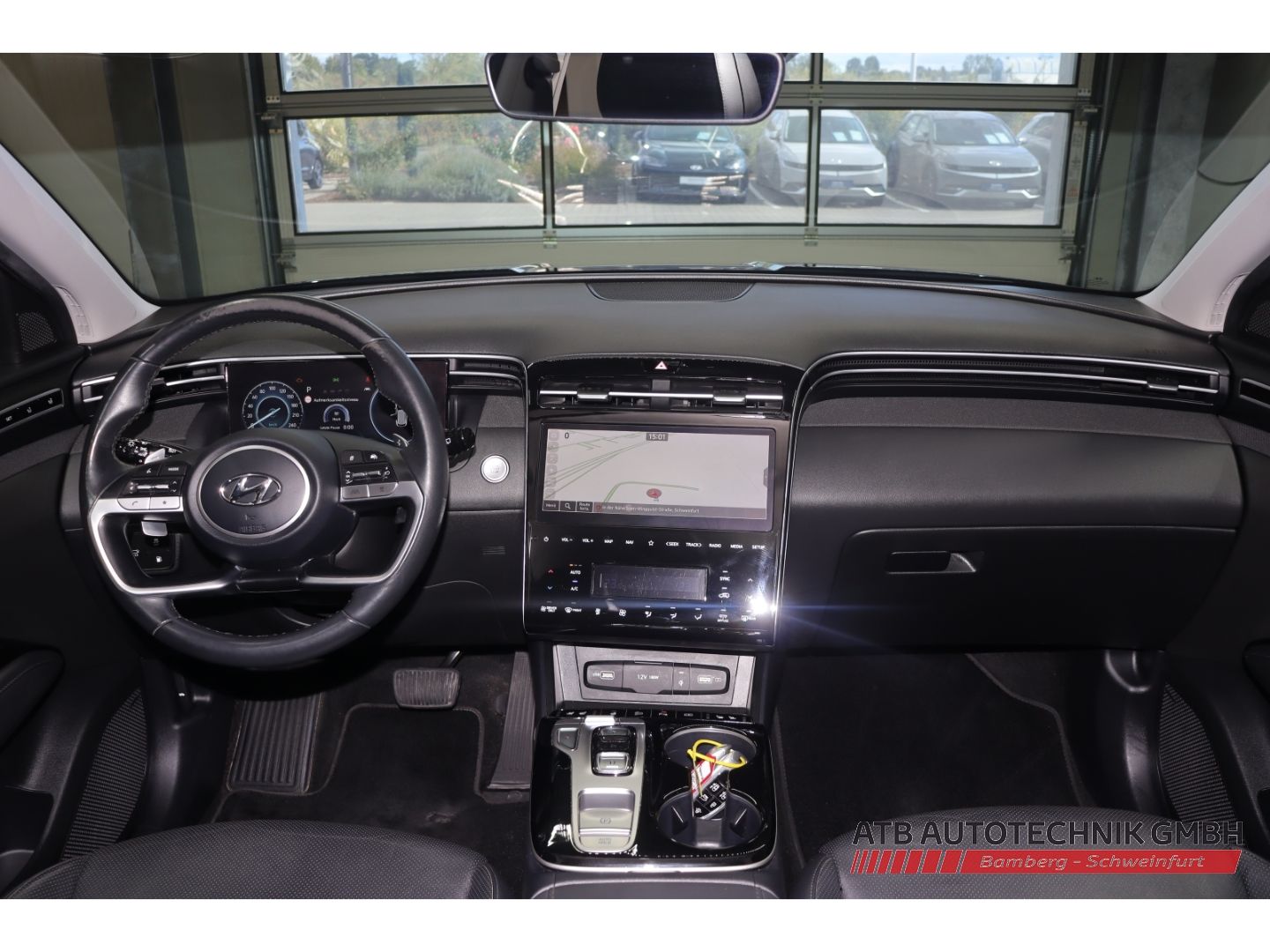 Fahrzeugabbildung Hyundai Tucson Prime PHEV 1.6 T-GDi 265PS 6-AT 4WD 97,7%