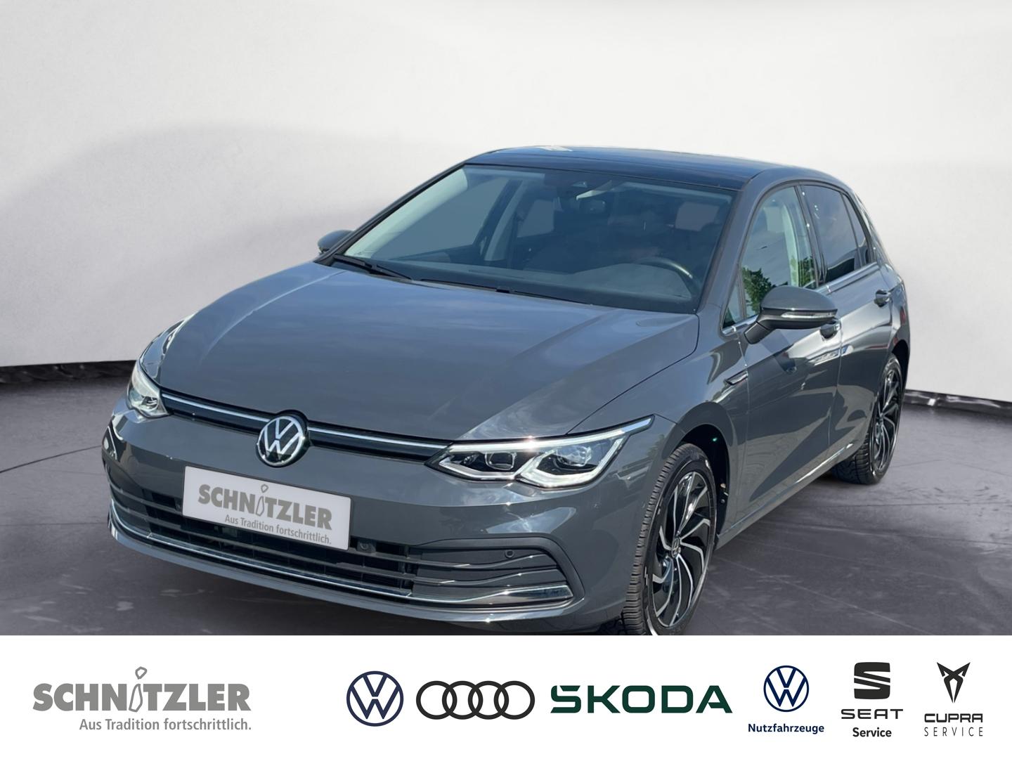 Volkswagen Golf 1.5 eTSI DSG Style LED+/NAVI/KAMERA/PANO/AP