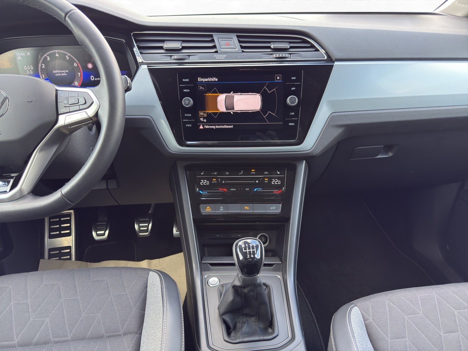 Volkswagen Touran - Bild 13