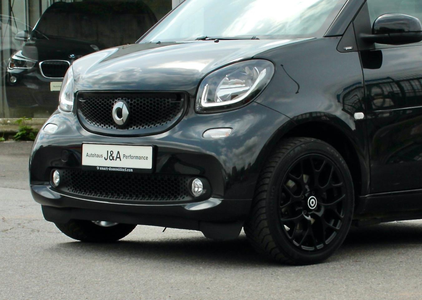 Smart ForTwo Cabrio Aut 117PS/BRABUS/LEDER/NAVI/KAMERA