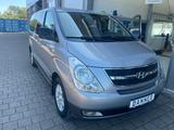Hyundai H-1 Kasten - silberne Hyundai H-1