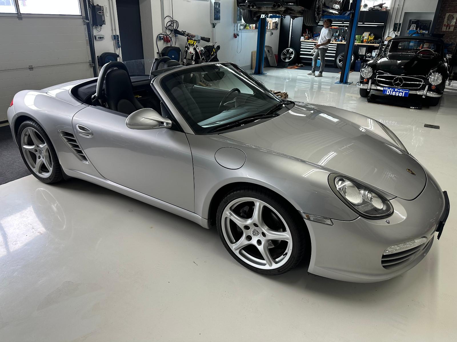 Porsche Boxster 987 2.9 256 ch BVM / Bi-Xénon / PCM / Jantes Carrera 19"