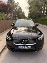 Volvo XC90 B5 D AWD Geartronic Momentum Pro Moment... - Volvo XC90: Momentum Pro