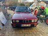 BMW 325i E30 Cabrio Oldtimer - BMW 325 aus 1991: 325i