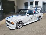BMW E 21 320 6 Zyl. Projekt Fahrzeug - BMW 320 mit Benzin-Antrieb: E21