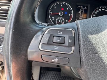 Volkswagen Touran - 10