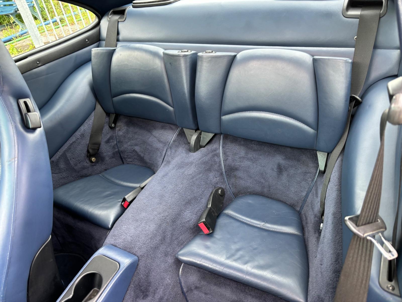 Porsche 911 / 993 Carrera 4 Coupe NOTE 2+ DE FAHRZEUG