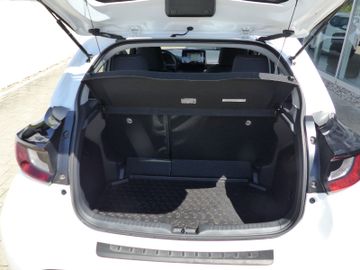 Toyota Yaris - 10