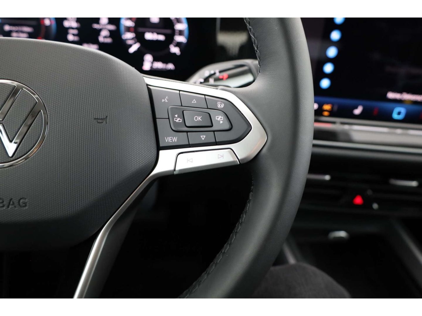Volkswagen Passat - Bild 16